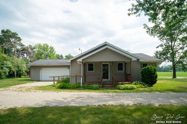 7961 W Sidney Road, Montcalm Twp, MI 48838