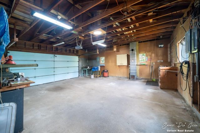 7961 W Sidney Road, Montcalm Twp, MI 48838