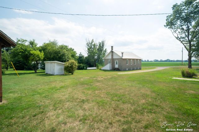 7961 W Sidney Road, Montcalm Twp, MI 48838