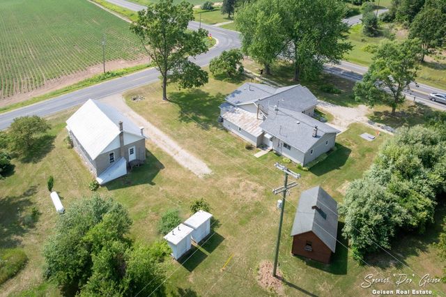 7961 W Sidney Road, Montcalm Twp, MI 48838