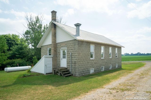 7961 W Sidney Road, Montcalm Twp, MI 48838