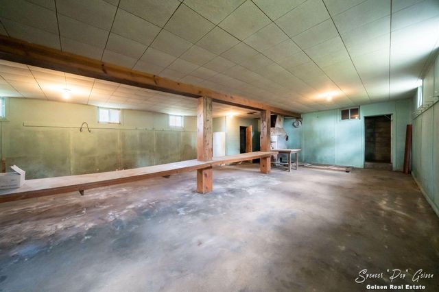 7961 W Sidney Road, Montcalm Twp, MI 48838