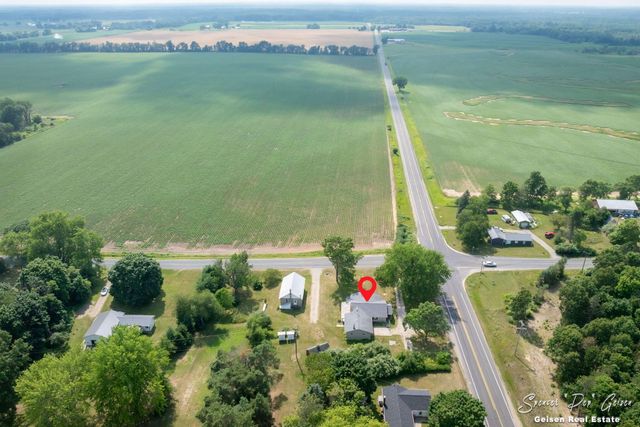 7961 W Sidney Road, Montcalm Twp, MI 48838