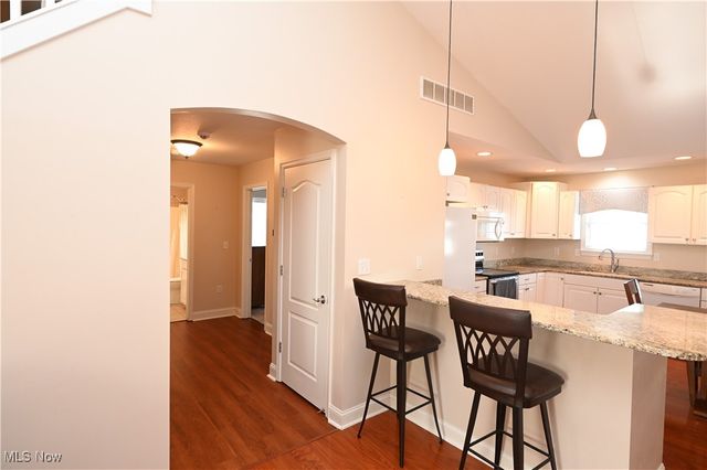 170 Sandy Court 7, New Middletown, OH 44442