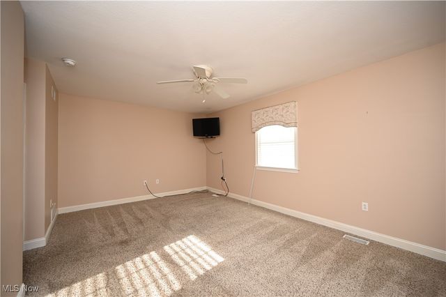 170 Sandy Court 7, New Middletown, OH 44442