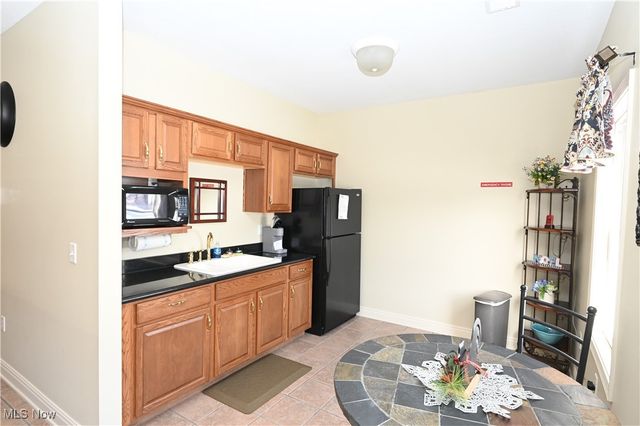 170 Sandy Court 7, New Middletown, OH 44442