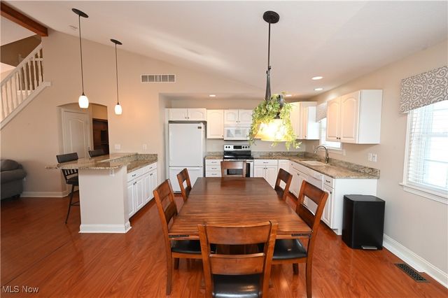 170 Sandy Court 7, New Middletown, OH 44442