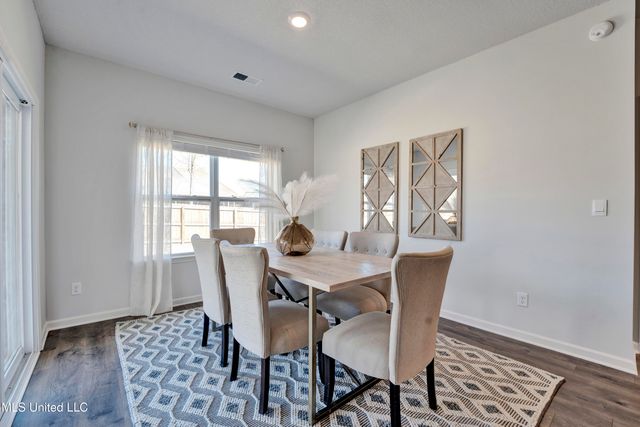 52 Spirit Dance Drive, Byhalia, MS 38611