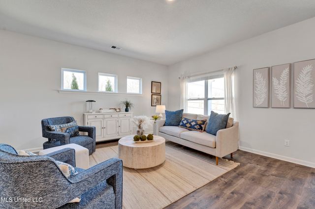 52 Spirit Dance Drive, Byhalia, MS 38611