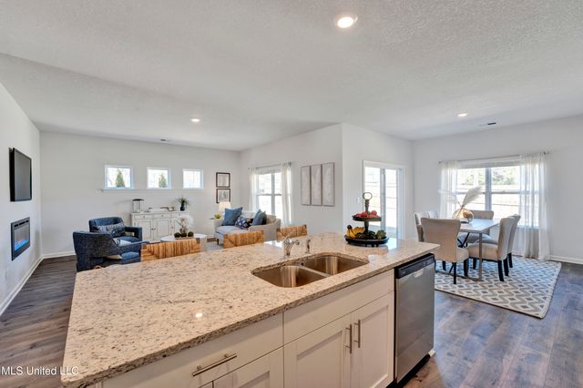 52 Spirit Dance Drive, Byhalia, MS 38611