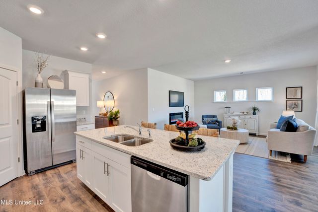 52 Spirit Dance Drive, Byhalia, MS 38611