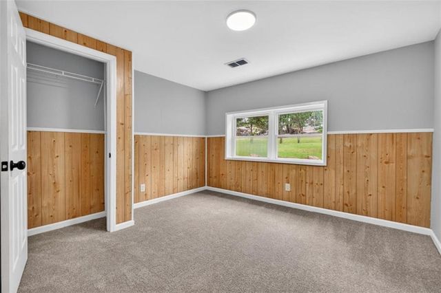 76 Willis Road, Molena, GA 30258