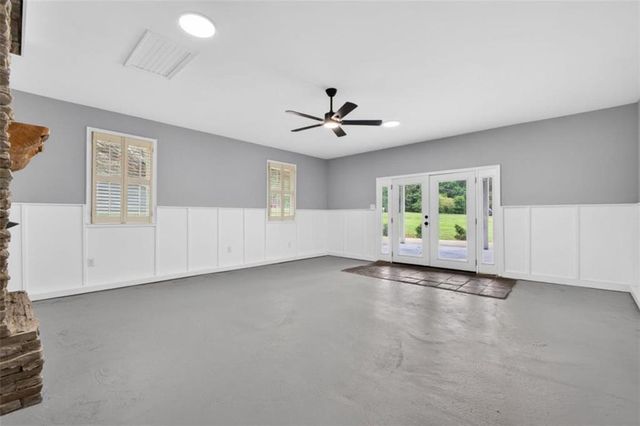 76 Willis Road, Molena, GA 30258