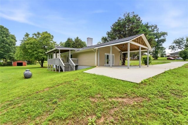 76 Willis Road, Molena, GA 30258