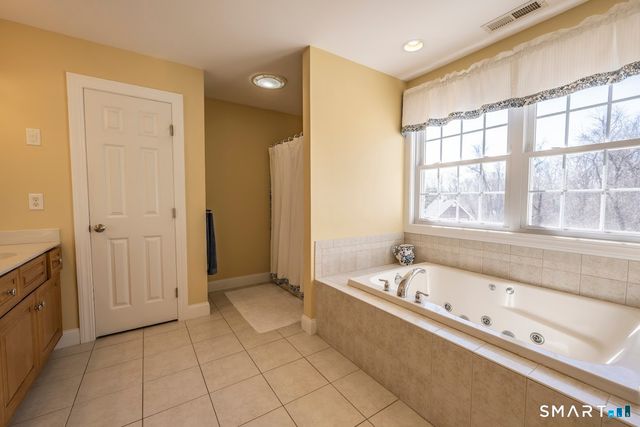 22R Olde Yankee Way, Durham, CT 06422