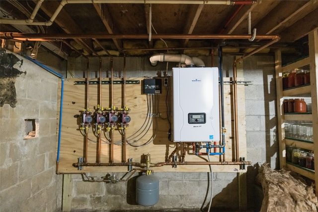 14790 SPRING CREEK Road, Titusville, PA 16354