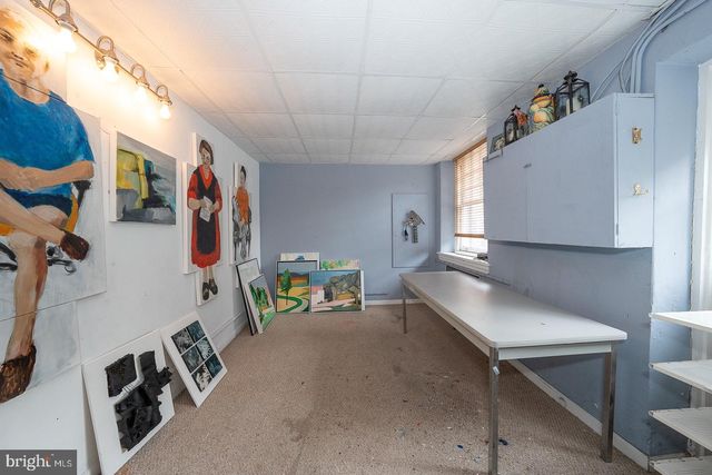 6323 SHERWOOD RD, Philadelphia, PA 19151