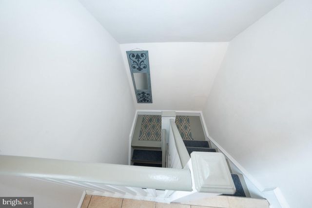 6323 SHERWOOD RD, Philadelphia, PA 19151