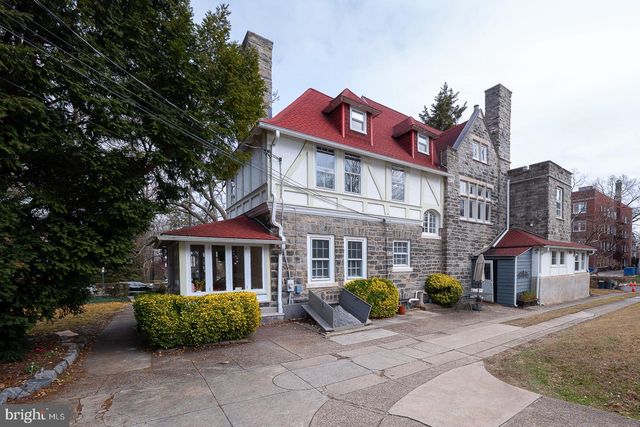 6323 SHERWOOD RD, Philadelphia, PA 19151