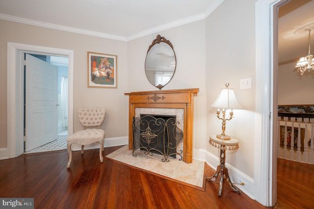 6323 SHERWOOD RD, Philadelphia, PA 19151