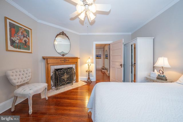 6323 SHERWOOD RD, Philadelphia, PA 19151