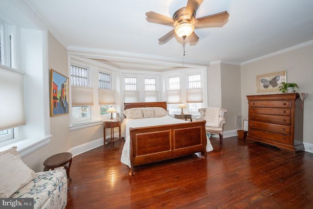 6323 SHERWOOD RD, Philadelphia, PA 19151