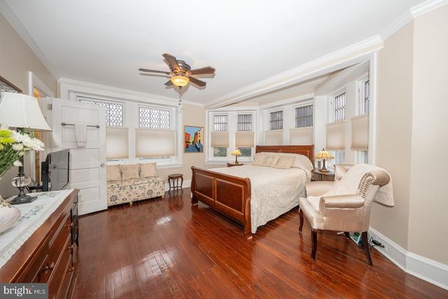 6323 SHERWOOD RD, Philadelphia, PA 19151