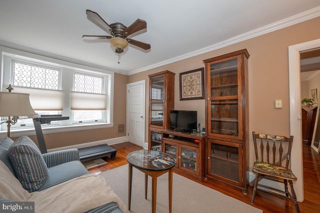 6323 SHERWOOD RD, Philadelphia, PA 19151