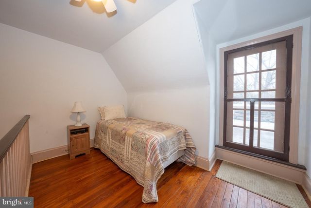 6323 SHERWOOD RD, Philadelphia, PA 19151