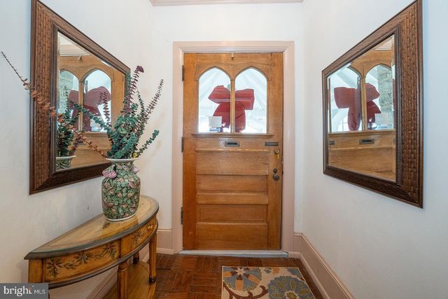 6323 SHERWOOD RD, Philadelphia, PA 19151