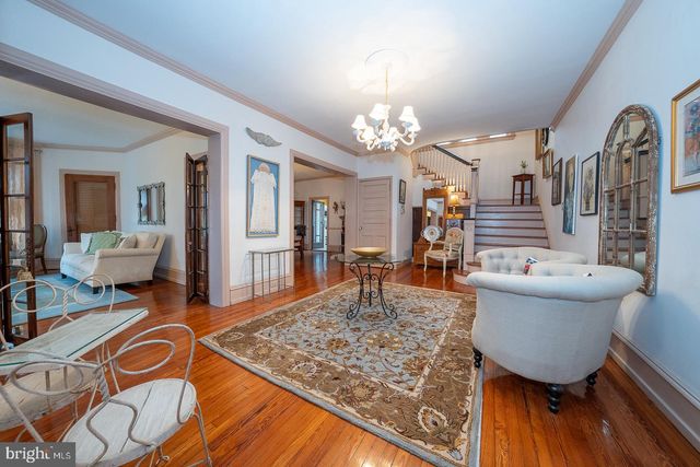 6323 SHERWOOD RD, Philadelphia, PA 19151