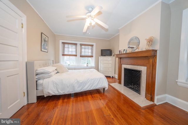 6323 SHERWOOD RD, Philadelphia, PA 19151