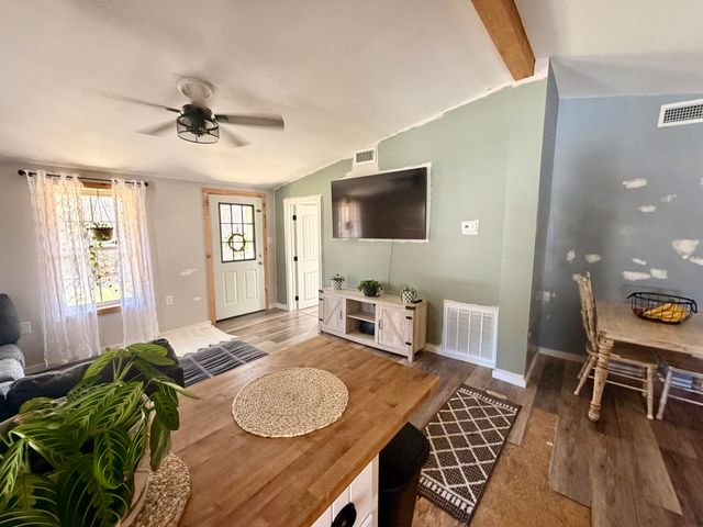 6615 Public Road, Somerset, KY 42503