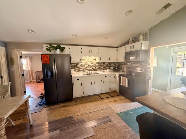 6615 Public Road, Somerset, KY 42503