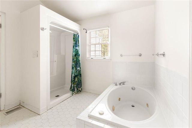 2510 Jewel Street, East Point, GA 30344