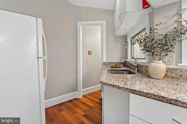 2010 FOUNTAIN ST, Baltimore, MD 21231