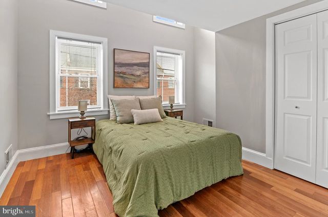 2010 FOUNTAIN ST, Baltimore, MD 21231