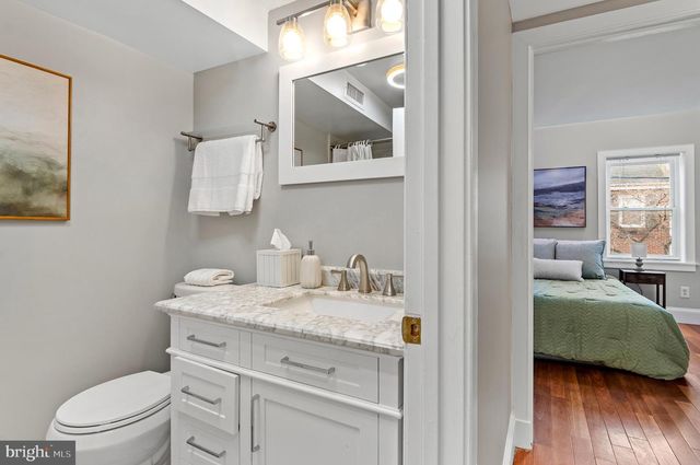 2010 FOUNTAIN ST, Baltimore, MD 21231