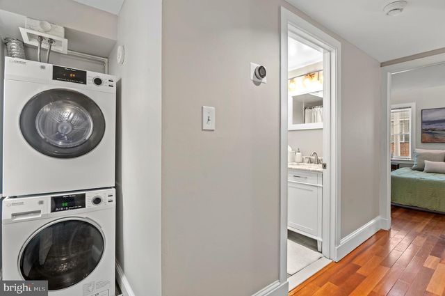 2010 FOUNTAIN ST, Baltimore, MD 21231