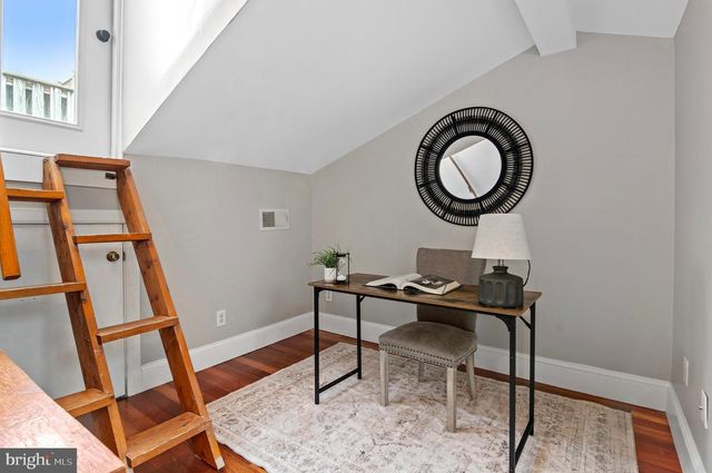 2010 FOUNTAIN ST, Baltimore, MD 21231