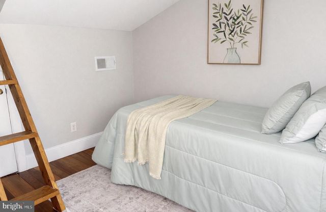 2010 FOUNTAIN ST, Baltimore, MD 21231