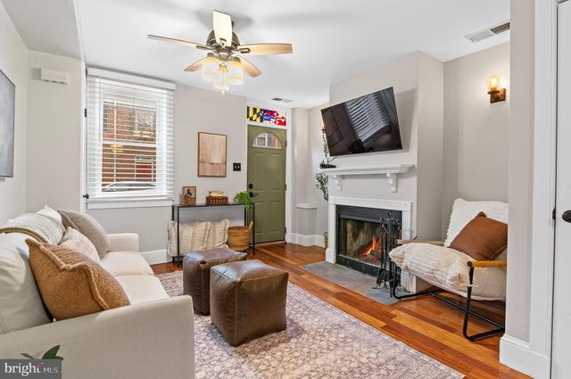 2010 FOUNTAIN ST, Baltimore, MD 21231