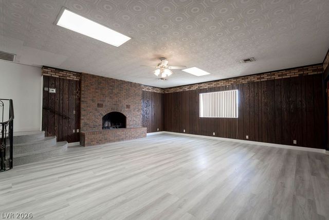 5185 Sun Valley Drive, Las Vegas, NV 89122