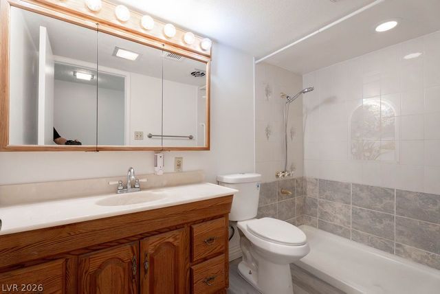 5185 Sun Valley Drive, Las Vegas, NV 89122