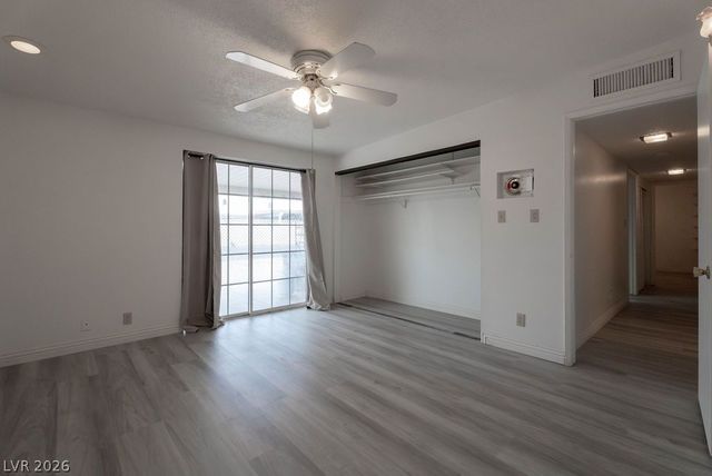 5185 Sun Valley Drive, Las Vegas, NV 89122