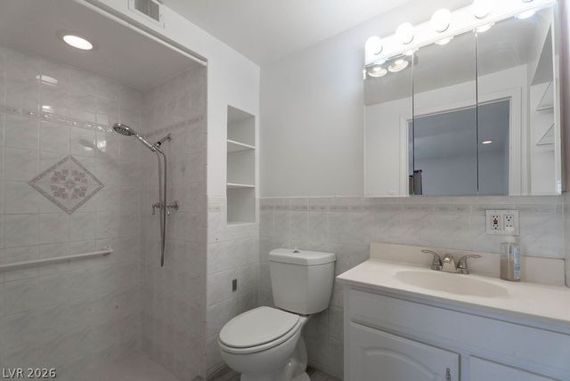 5185 Sun Valley Drive, Las Vegas, NV 89122