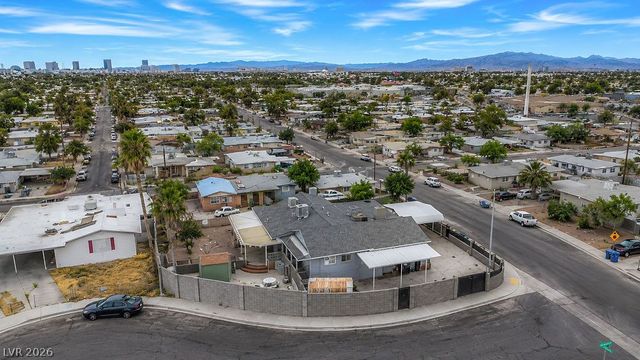 5185 Sun Valley Drive, Las Vegas, NV 89122