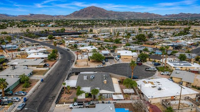 5185 Sun Valley Drive, Las Vegas, NV 89122