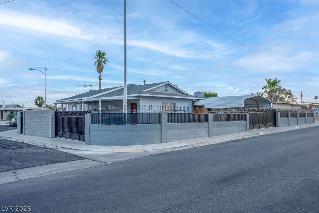 5185 Sun Valley Drive, Las Vegas, NV 89122