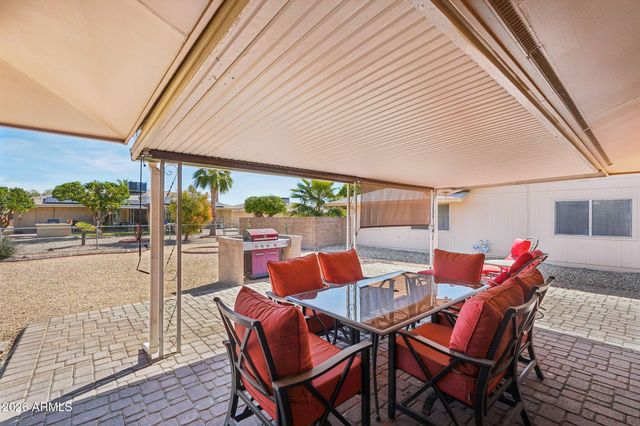 10507 W KINGSWOOD Circle, Sun City, AZ 85351